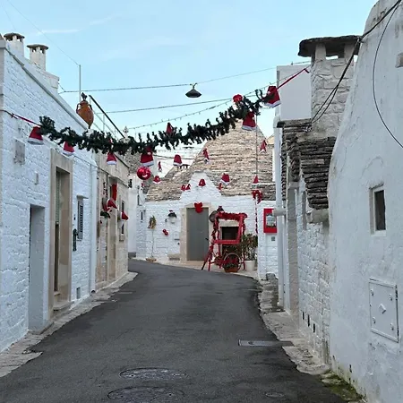 Trullo La Visita Meravigliosa 알베르벨로